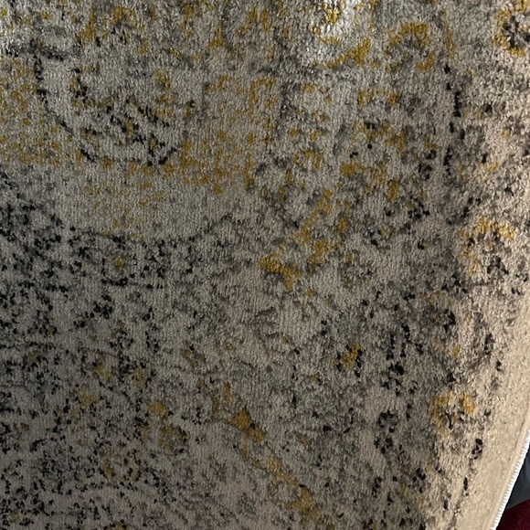 Rug - Picture 2 of 4